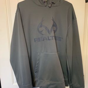 Never worn Realtree hoodie